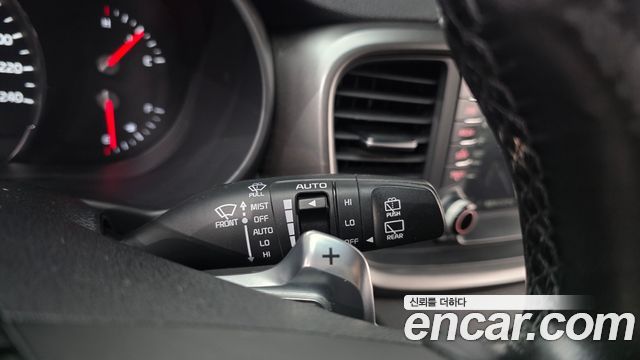 Kia Sorento 2016 — photo 25