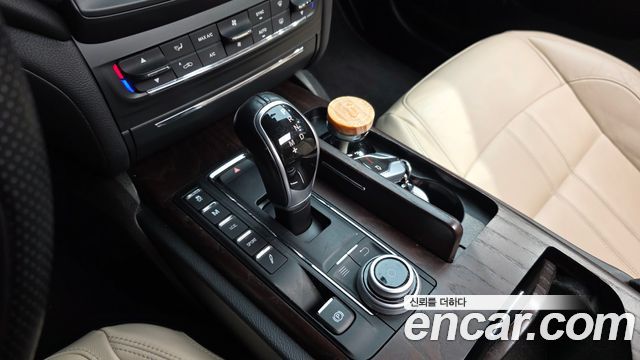 Maserati Ghibli 2018 — photo 9