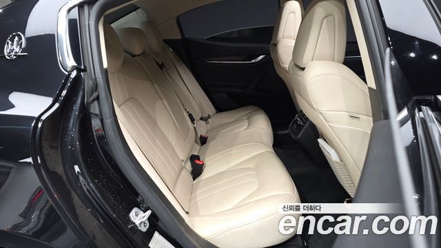 Maserati Ghibli 2018 — photo 12