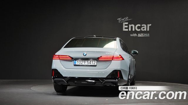 BMW 5-Series 2024 — photo 4