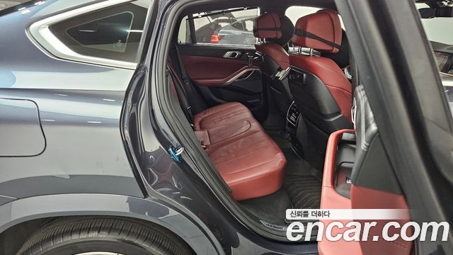 BMW X6 2021 — photo 17