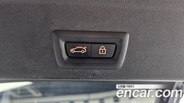 BMW X6 2021 — photo 24