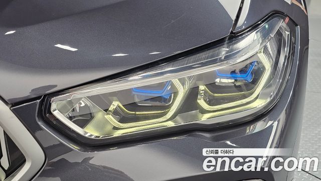BMW X6 2021 — photo 8