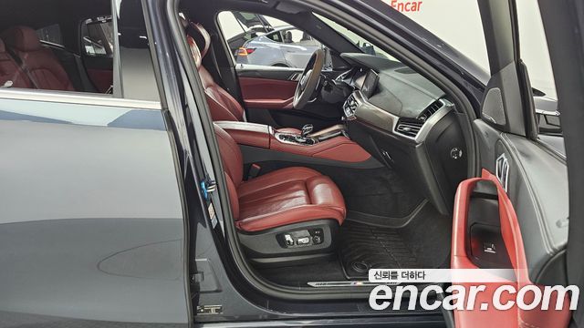 BMW X6 2021 — photo 16