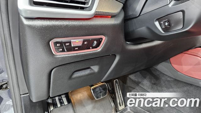 BMW X6 2021 — photo 28