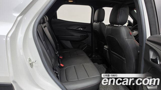 Chevrolet Korea Trailblazer 2023 — photo 16