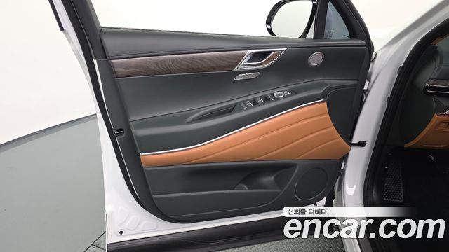 Genesis GV80 2025 — photo 14