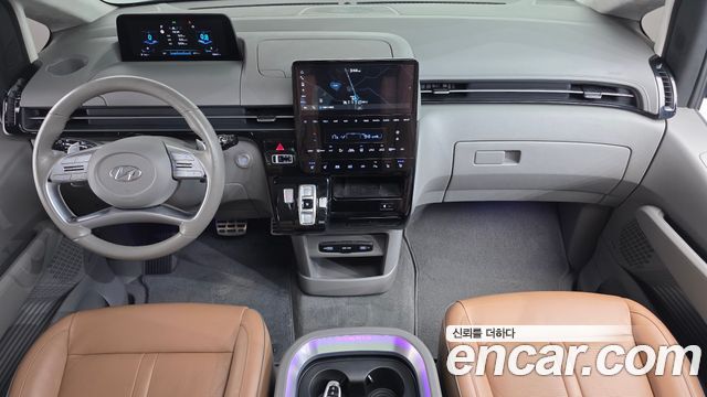 Hyundai Staria 2023 — photo 7