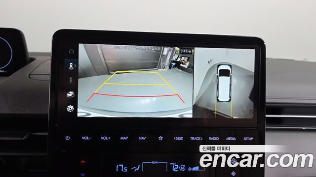 Hyundai Staria 2023 — photo 15