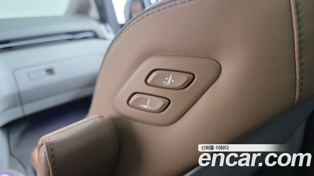 Hyundai Staria 2023 — photo 18