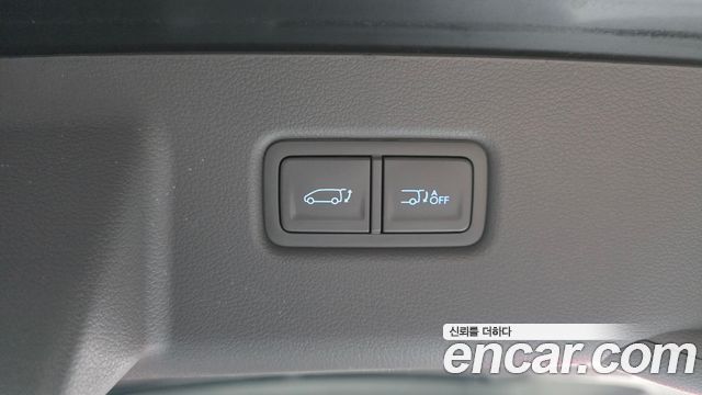 Hyundai Staria 2023 — photo 20