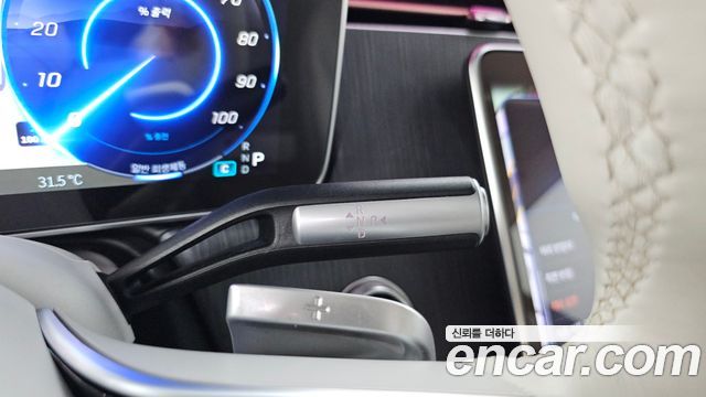 Mercedes-Benz EQS 2023 — photo 9