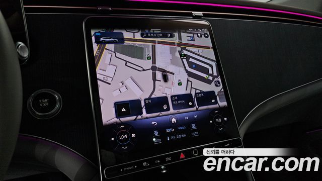 Mercedes-Benz EQS 2023 — photo 13