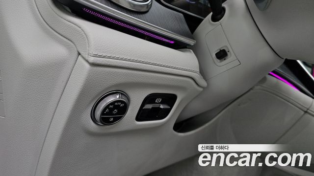 Mercedes-Benz EQS 2023 — photo 19