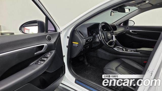 Hyundai Sonata 2020 — photo 13