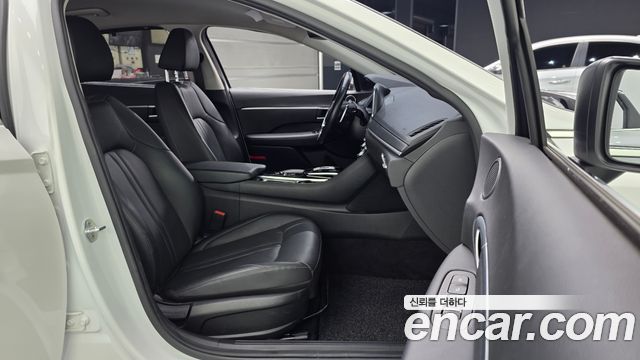 Hyundai Sonata 2020 — photo 17