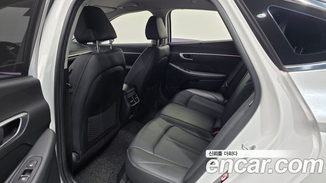 Hyundai Sonata 2020 — photo 16