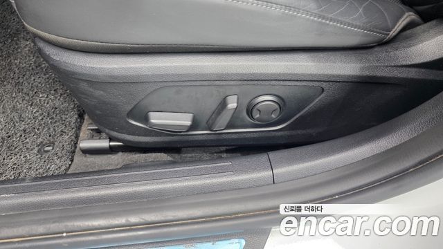 Hyundai Sonata 2020 — photo 31
