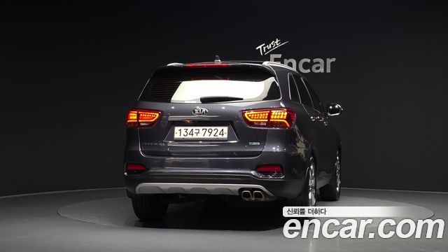 Kia Sorento 2018 — photo 4