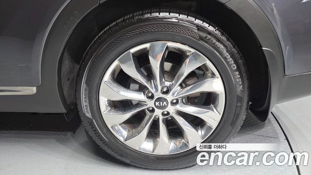 Kia Sorento 2018 — photo 5