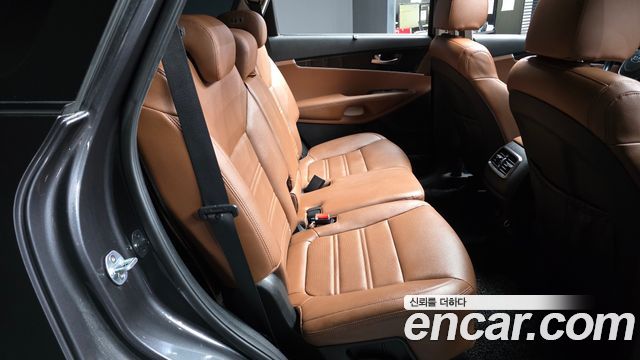 Kia Sorento 2018 — photo 18