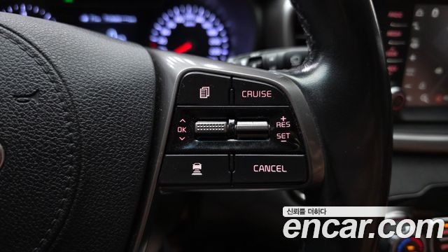 Kia Sorento 2018 — photo 22
