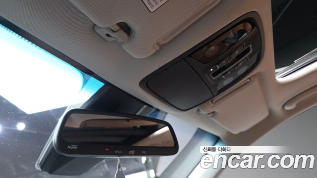 Kia Sorento 2018 — photo 28