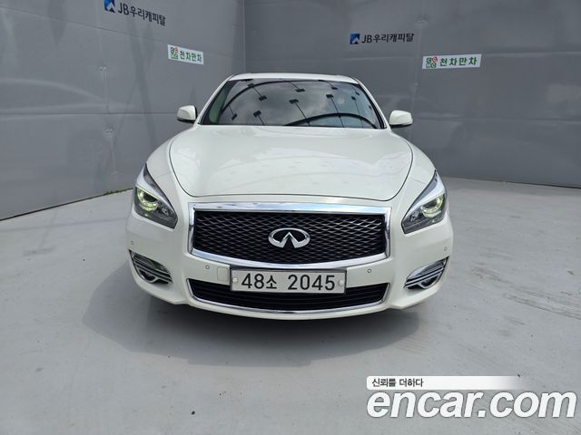 Infiniti Q70 2015 — photo 2