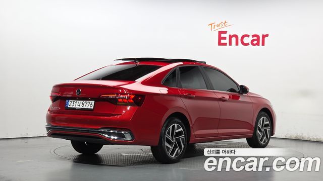 Volkswagen Jetta 2023 — photo 2