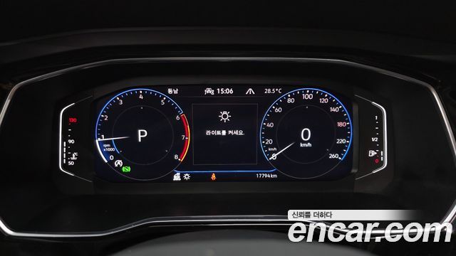 Volkswagen Jetta 2023 — photo 11