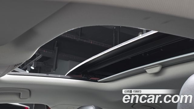 Volkswagen Jetta 2023 — photo 25