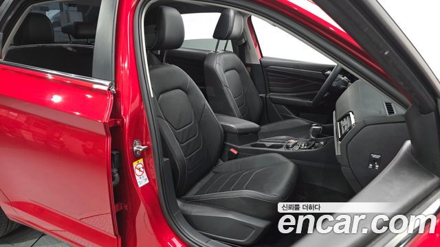 Volkswagen Jetta 2023 — photo 16