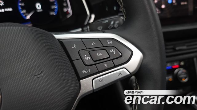 Volkswagen Jetta 2023 — photo 27