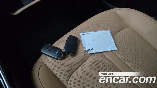 Kia Sorento 2022 — photo 32