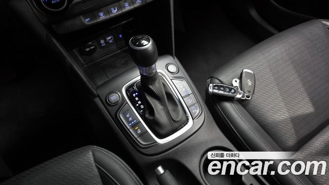 Hyundai Kona 2018 — photo 12
