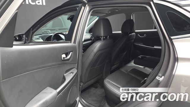 Hyundai Kona 2018 — photo 17