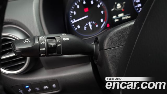 Hyundai Kona 2018 — photo 28