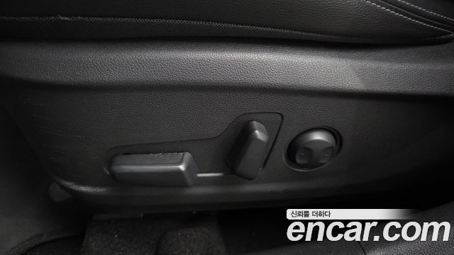 Hyundai Kona 2018 — photo 31