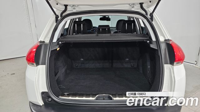 Peugeot 2008 2016 — photo 18