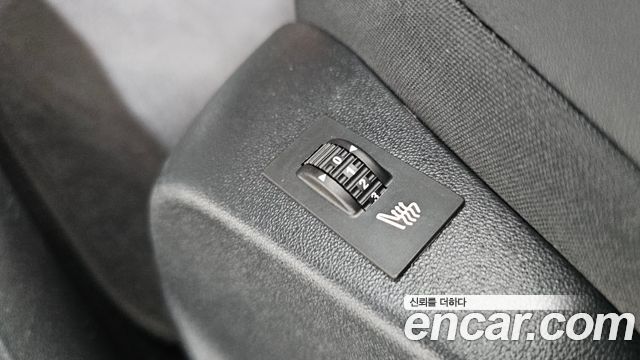 Peugeot 2008 2016 — photo 19