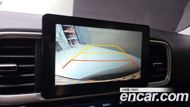 Hyundai Venue 2020 — photo 23