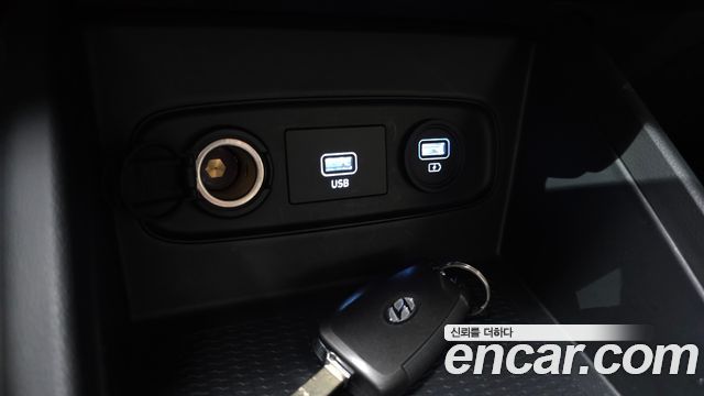 Hyundai Venue 2020 — photo 26