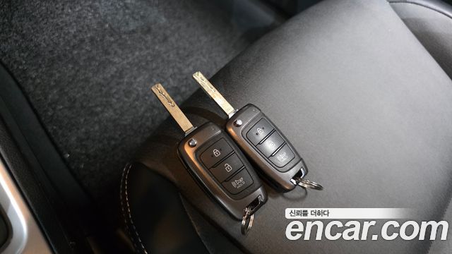 Hyundai Venue 2020 — photo 29