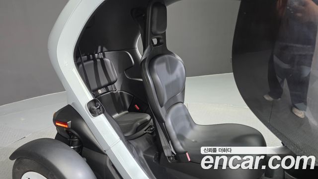 Renault Korea Twizy 2020 — photo 13