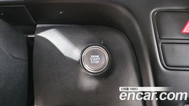 Hyundai Staria 2023 — photo 19