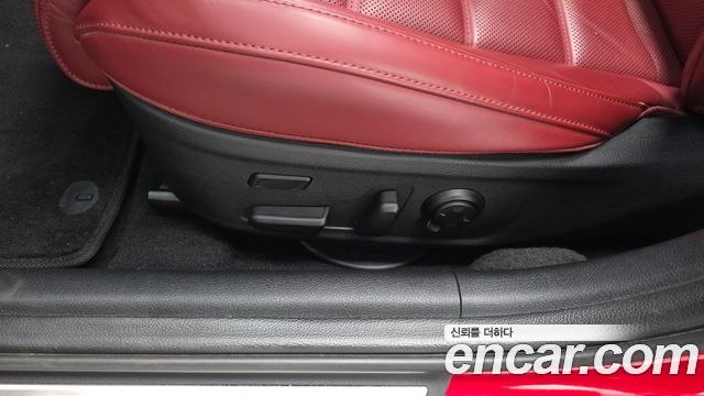 Kia Stinger 2018 — photo 32