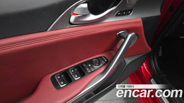 Kia Stinger 2018 — photo 39