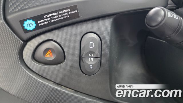 Renault Korea Twizy 2020 — photo 12