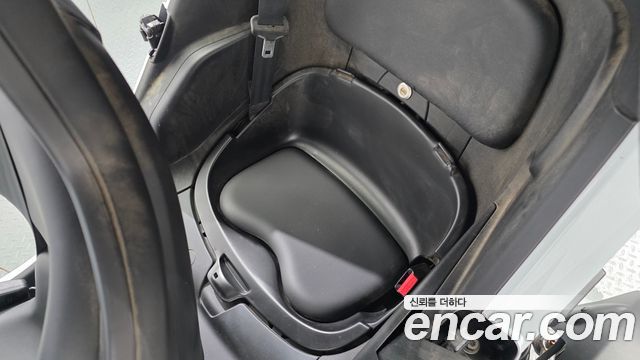 Renault Korea Twizy 2020 — photo 17