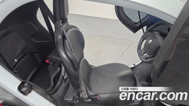 Renault Korea Twizy 2020 — photo 18